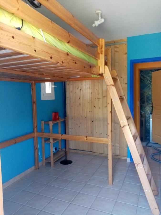 Maison D'Hotes Eco-Responsable Avec Piscine 6X12M Châteaudouble Exterior foto